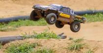 Traxxas SLASH 4 x 4 - tym mozna poszale