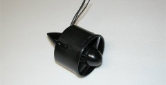 Latajce skrzydo z napdem elektrycznym
