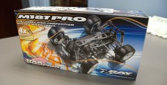 X-RAY M18T Pro - elektryczny truck w skali 1:18