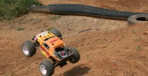 CEN MG16 RTR - may monster truck z napdem spalinowym
