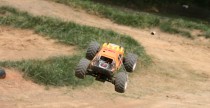 CEN MG16 RTR - may monster truck z napdem spalinowym