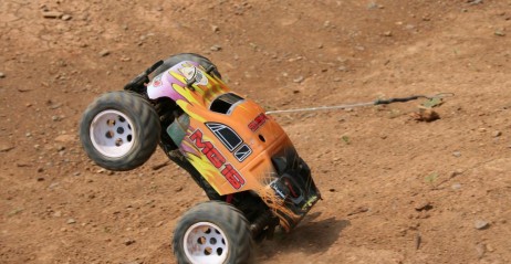 CEN MG16 RTR - mały monster truck z napędem spalinowym