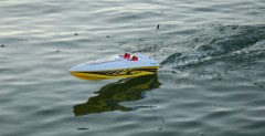 Proboat Mini-V - elektryczna dka RC na wakacje