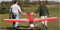 Piper J-3 Cub - elektryczny samolot w skali gigant