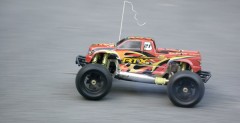 RX-27 - monster truck i truggy w jednym modelu