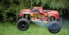 RX-27 - monster truck i truggy w jednym modelu