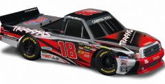 Toyota Tundra Kyle Busch Edition - elektryk od Traxxasa