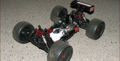 Mantis TXS - rewelacyjny truggy z napdem spalinowym od Robitronica