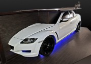 Bar z Mazdy RX-8