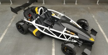 Ariel Atom z napędem hybrydowym od Hondy. Ryszyły prace
