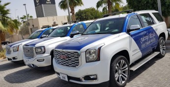Auta GMC w rekordowej paradzie na Yas Marina