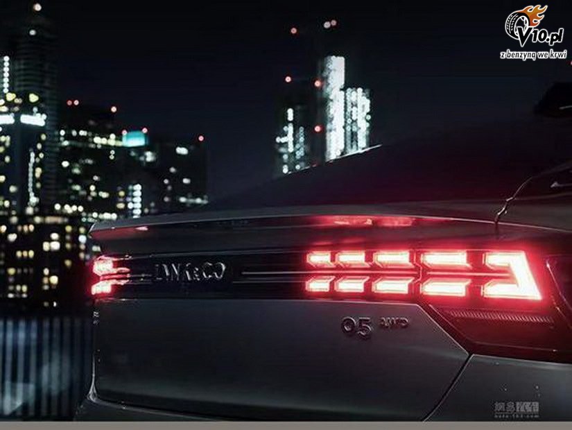 Lynk & Co 05