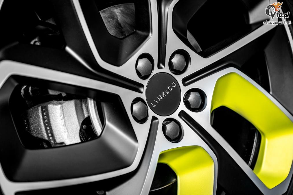 Lynk & Co 05