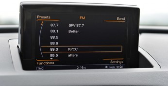 84 procent Amerykanów wybiera radio zamiast płyt, czy plików MP3