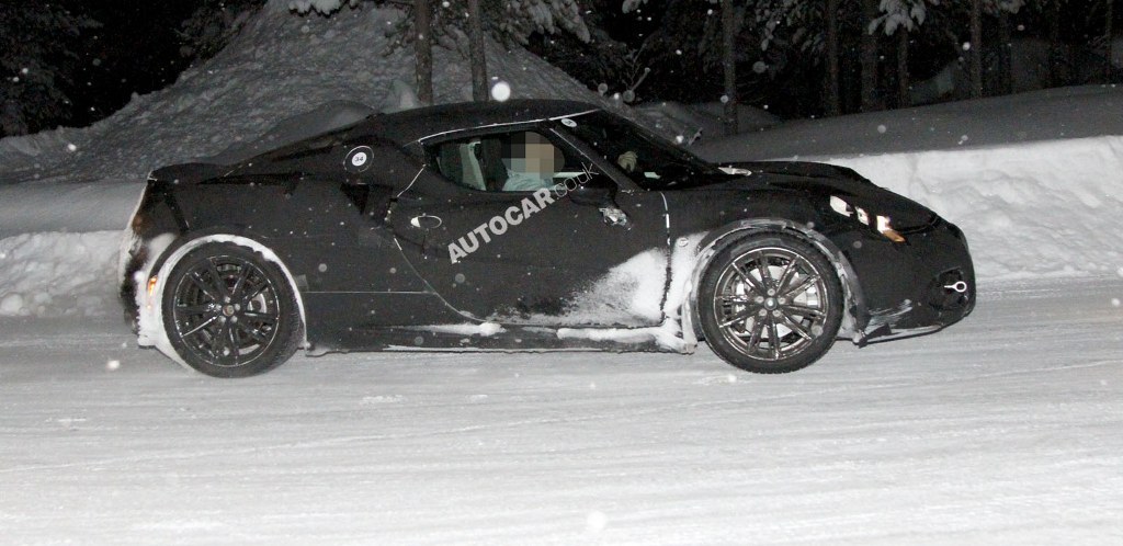 Alfa Romeo 4C - zdjcia szpiegowskie