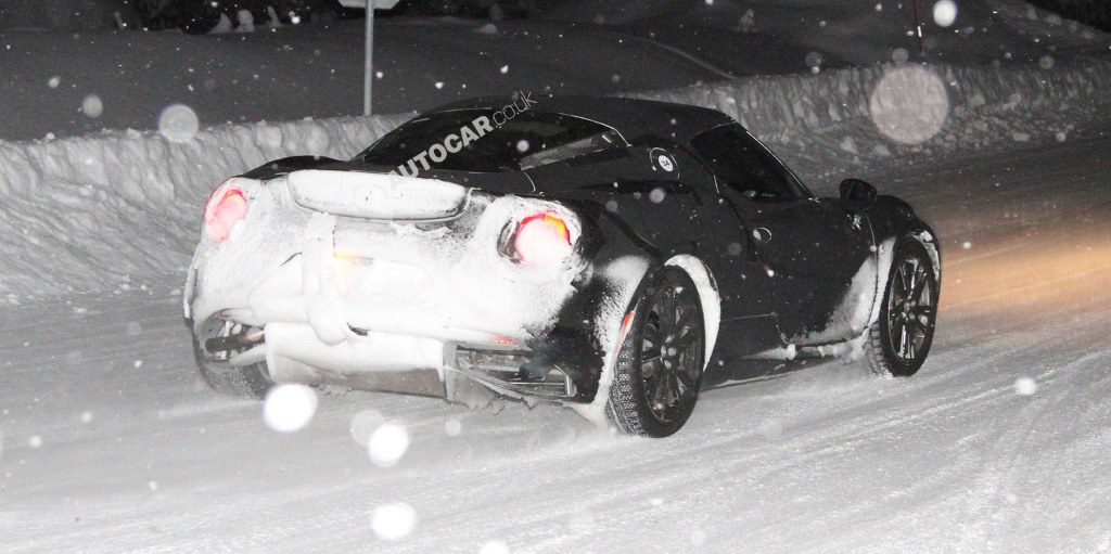 Alfa Romeo 4C - zdjcia szpiegowskie