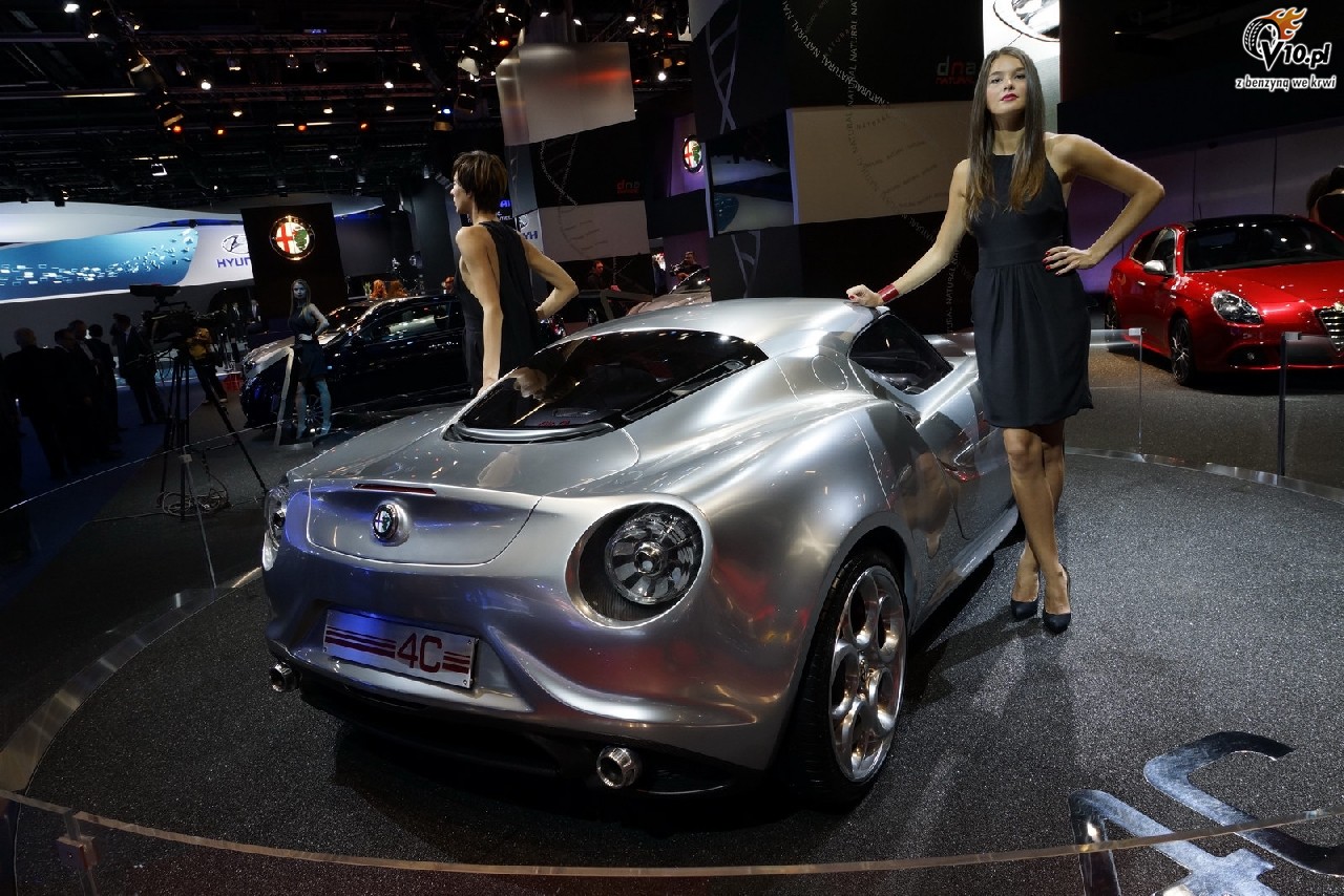 Alfa Romeo 4C Concept