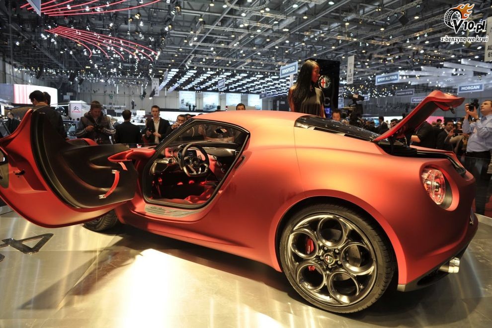 Alfa Romeo 4C Concept na targach w Genewie