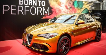 Złota Alfa Romeo Giulia Quadrifoglio z okazji Mille Miglia