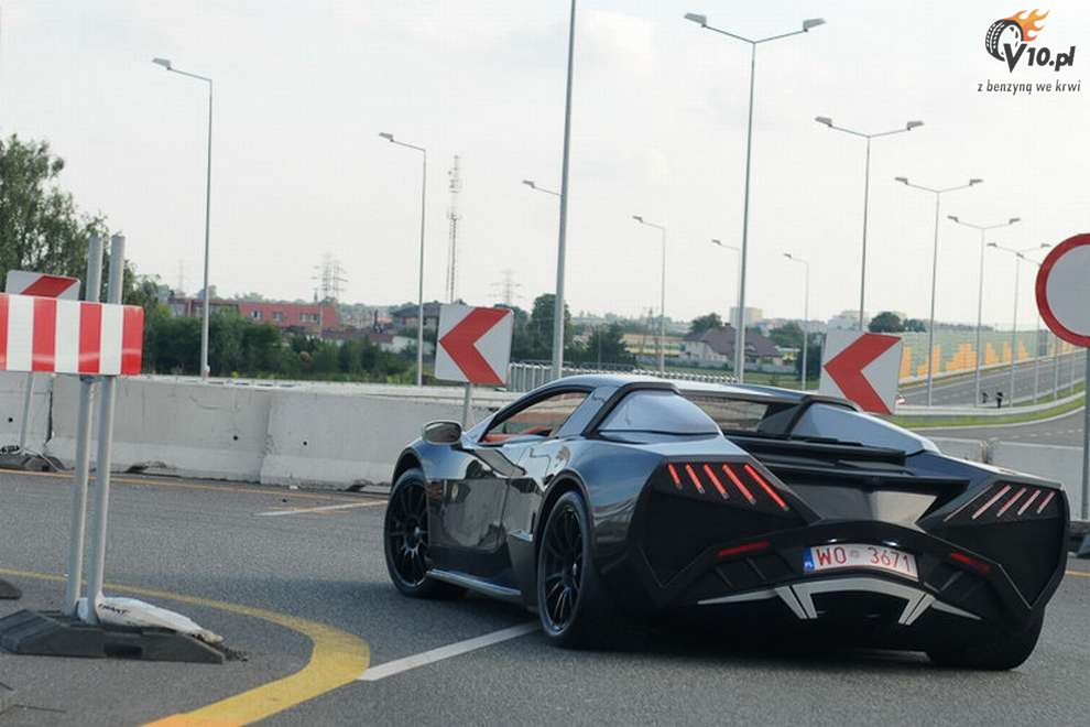 Arrinera - pierwsze polskie superauto