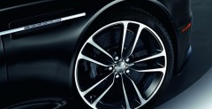 Nowy Aston Martin DBS Carbon Black