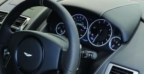 Nowy Aston Martin DBS Carbon Black