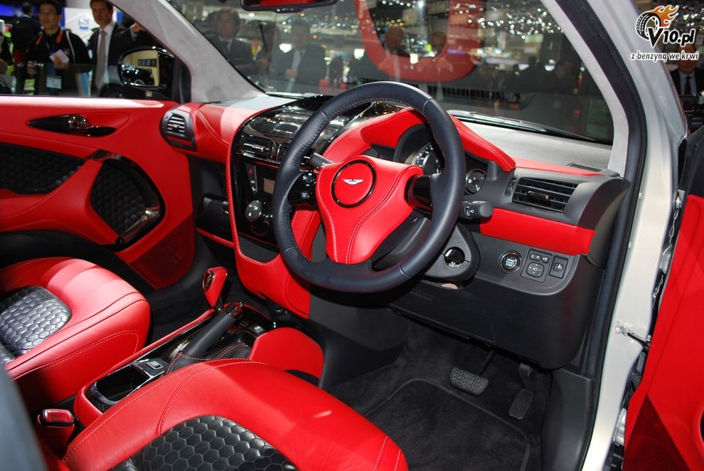 Nowy Aston Martin Cygnet - Geneva Motor Show 2010