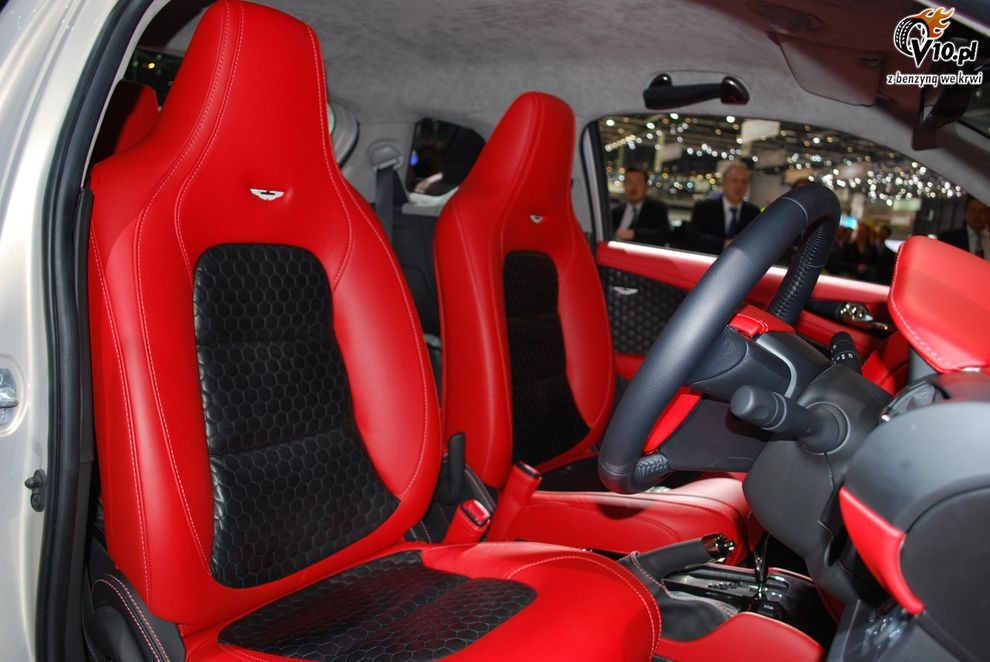 Nowy Aston Martin Cygnet - Geneva Motor Show 2010