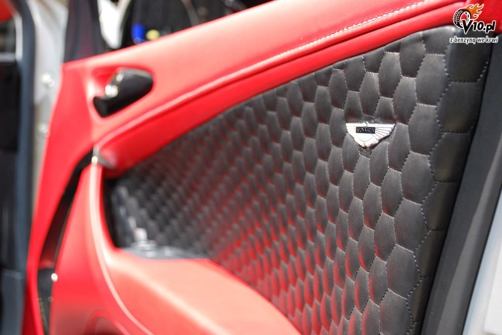Nowy Aston Martin Cygnet - Geneva Motor Show 2010