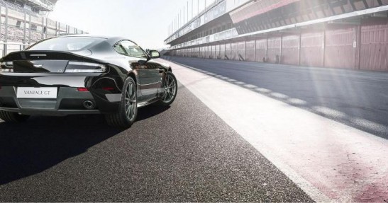 Aston Martin Vantage GT