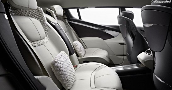 Aston Martin Lagonda SUV Concept