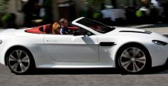 Aston Martin V12 Roadster