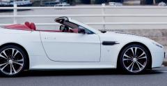 Aston Martin V12 Roadster