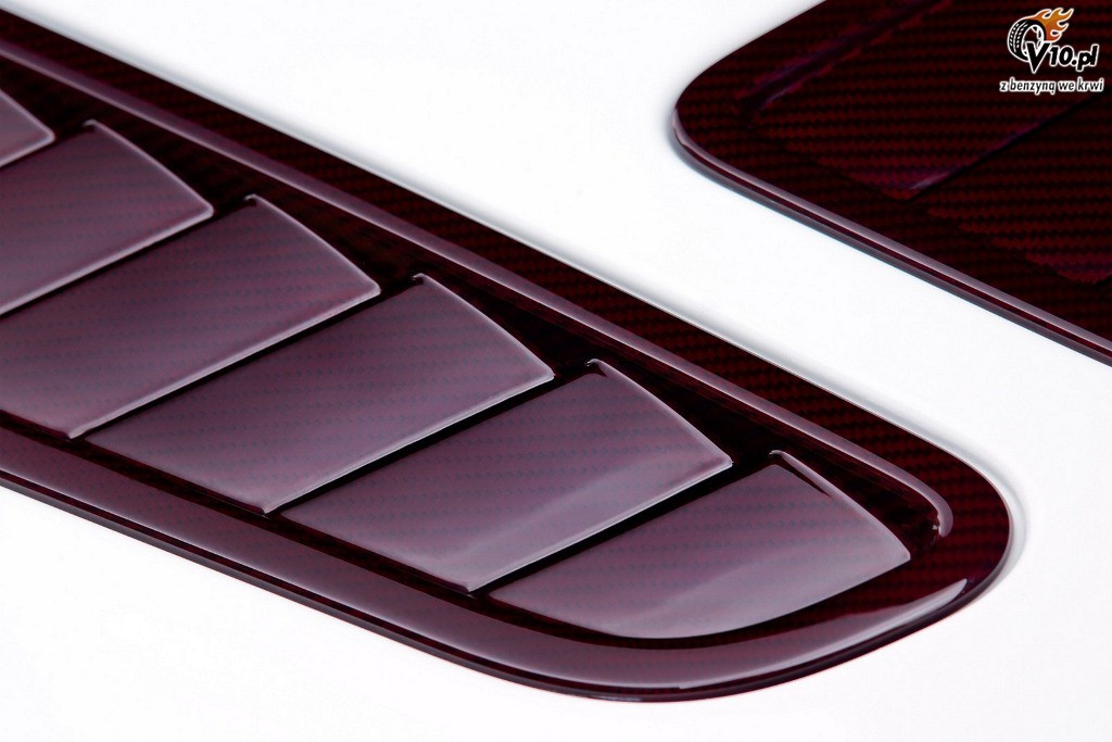 Aston Martin V12 Roadster