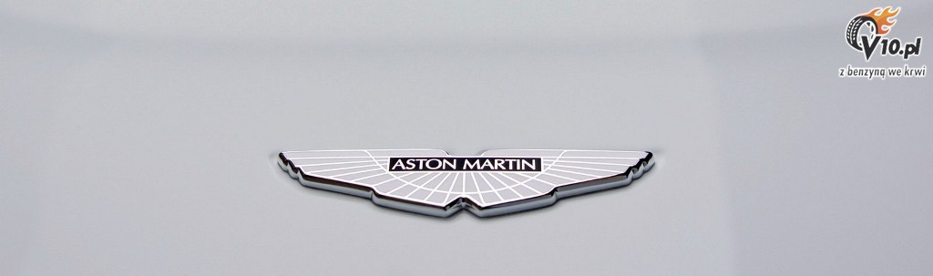Aston Martin V12 Roadster