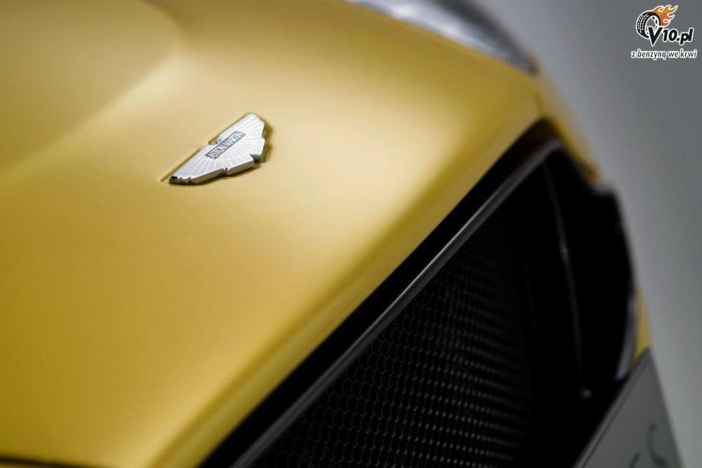 Aston Martin V12 Vantage S