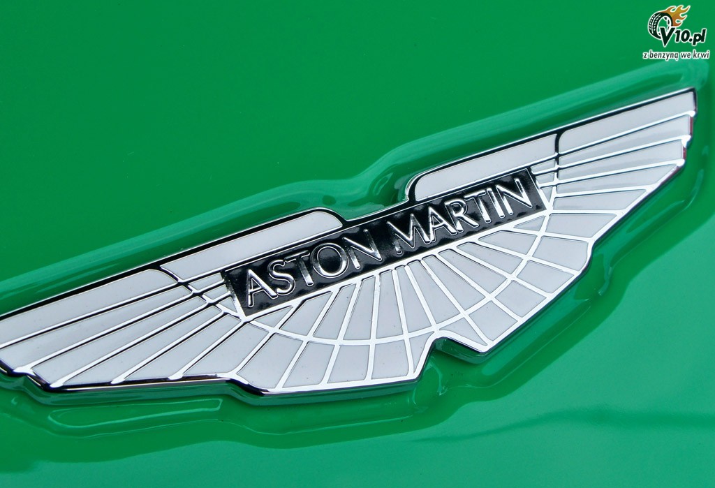 Aston Martin V12 Zagato na Nurburgring