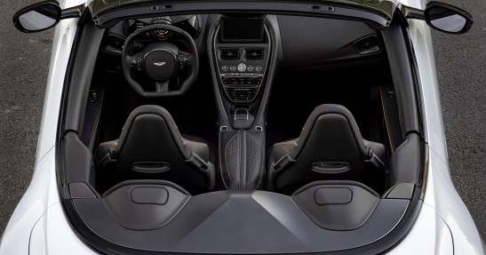 Aston Martin DBS Superleggera Volante