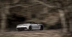 Aston Martin DBS Superleggera Volante