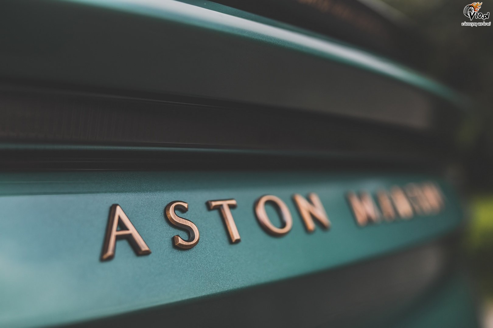 Aston Martin DBS 59