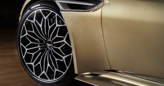 Aston Martin DBS Superleggera