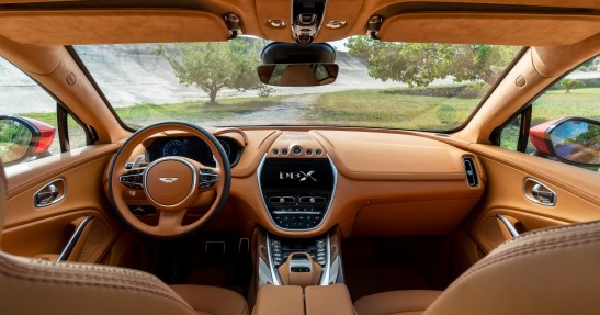 Aston Martin DBX