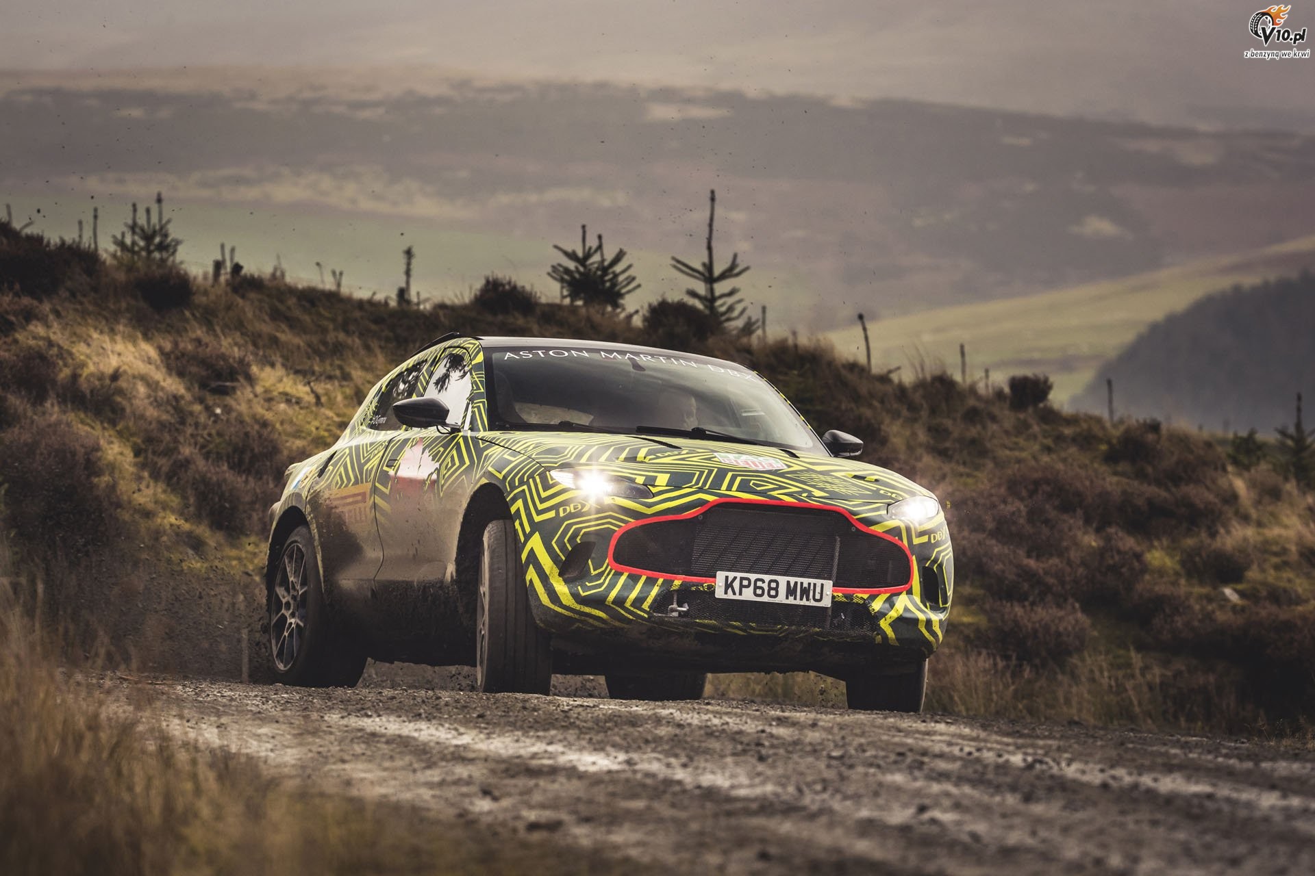 Aston Martin DBX