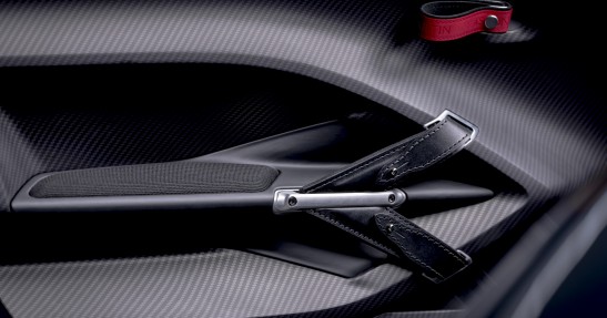 Aston Martin V12 Speedster