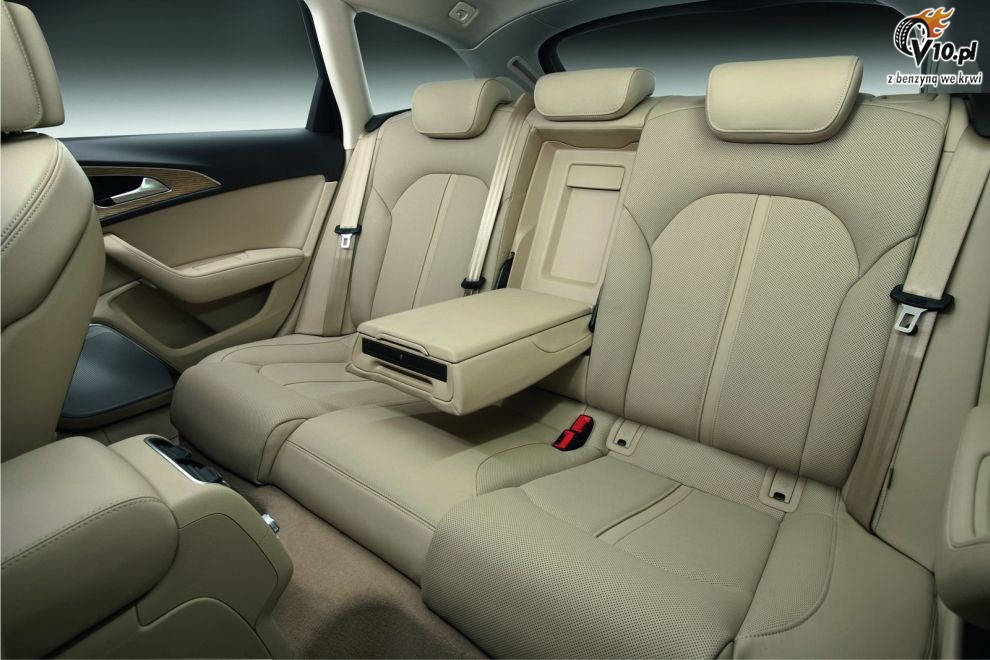Audi A6 Avant na 2012 rok