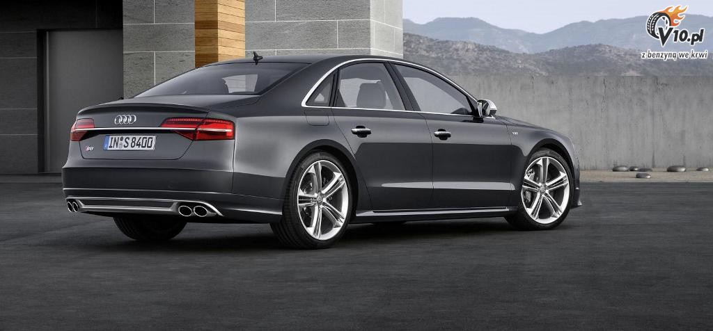 Audi S8 2014