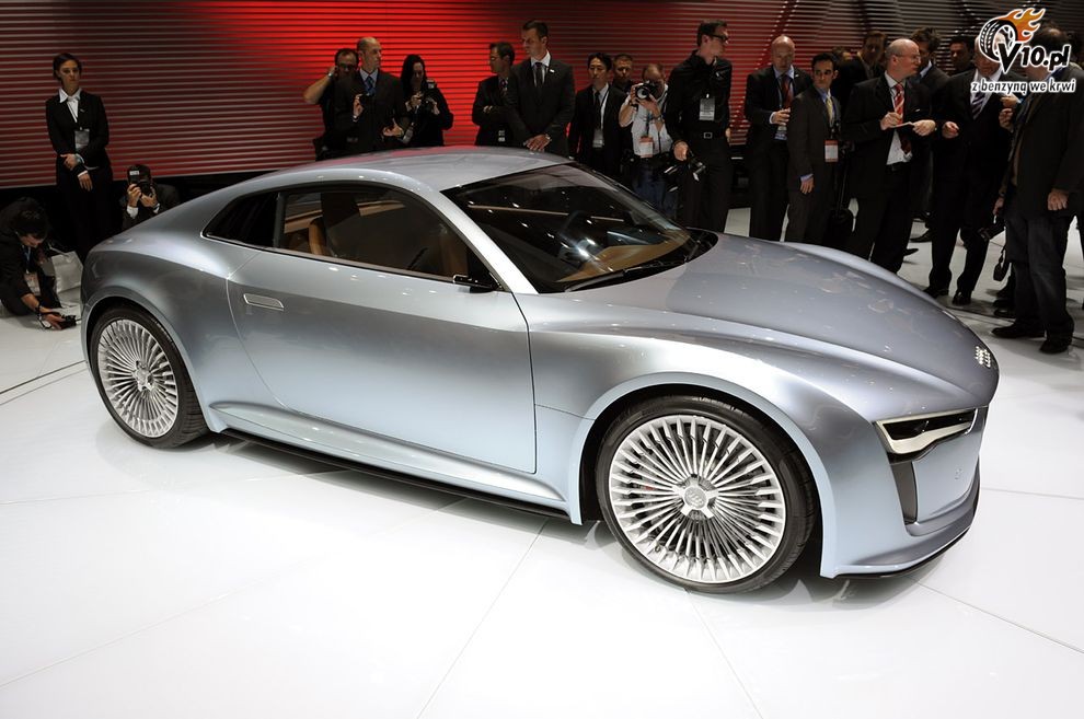 Audi e-Tron Concept - Detroit Motor Show 2010