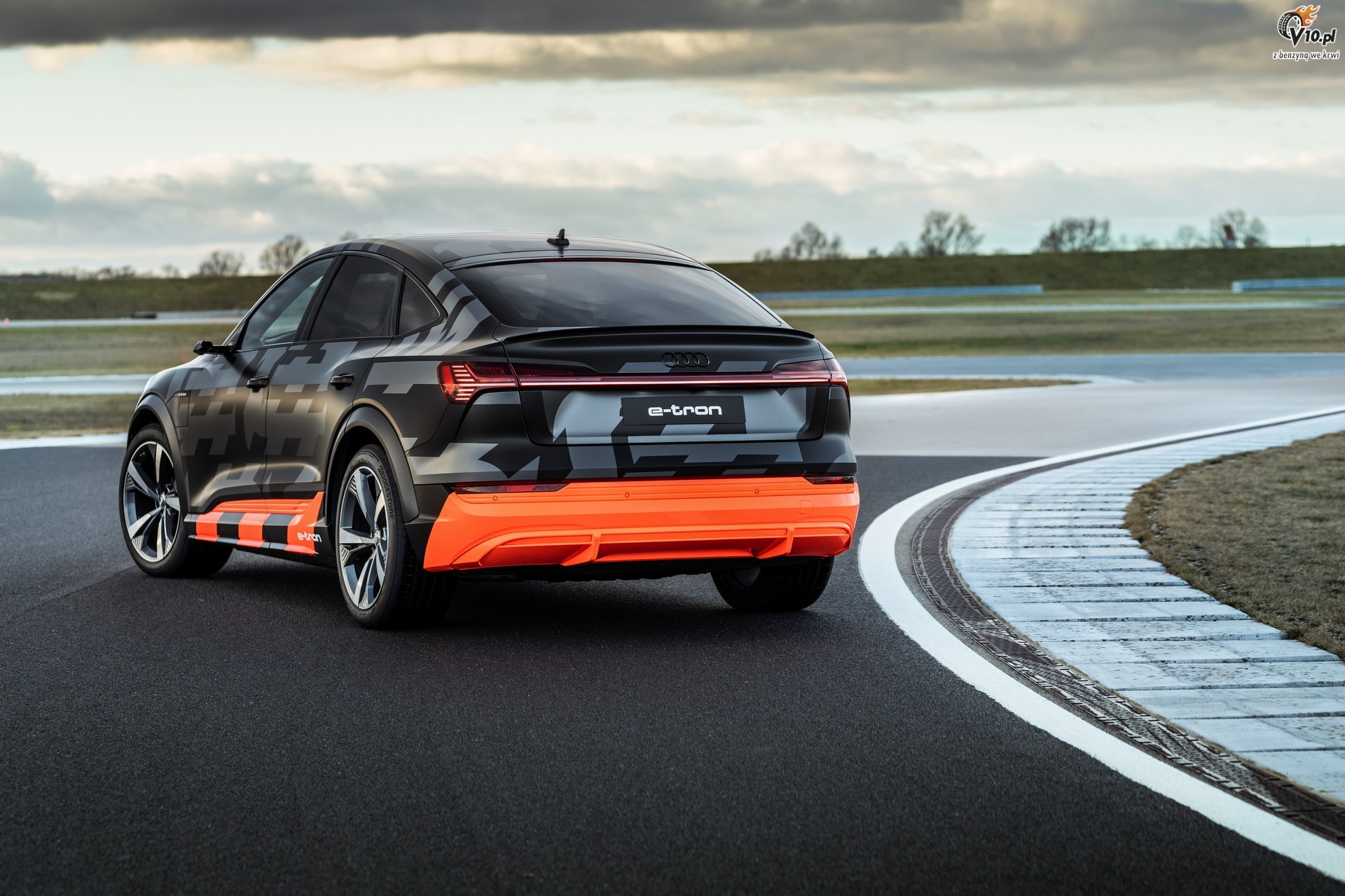 Audi E-Tron S