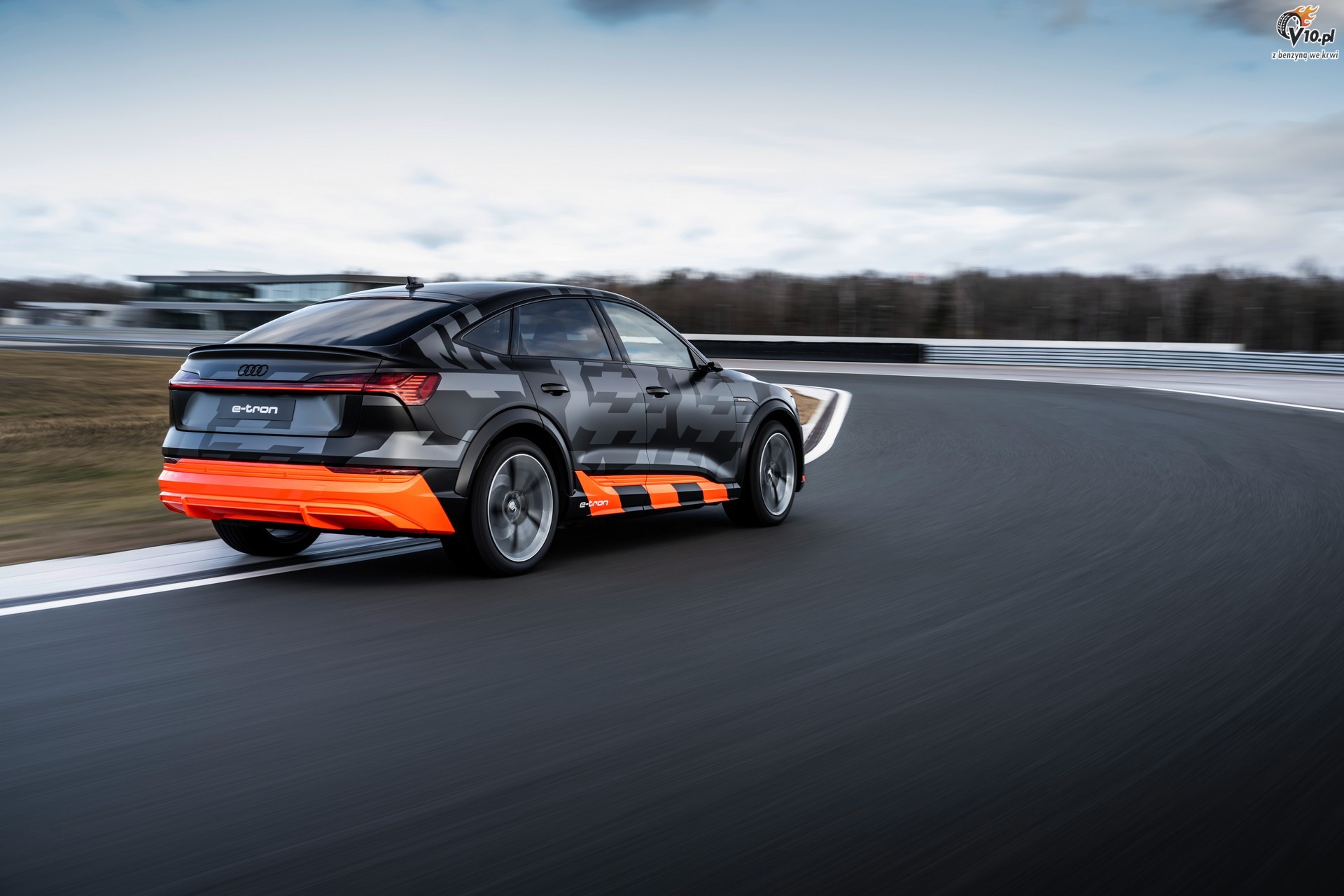 Audi E-Tron S