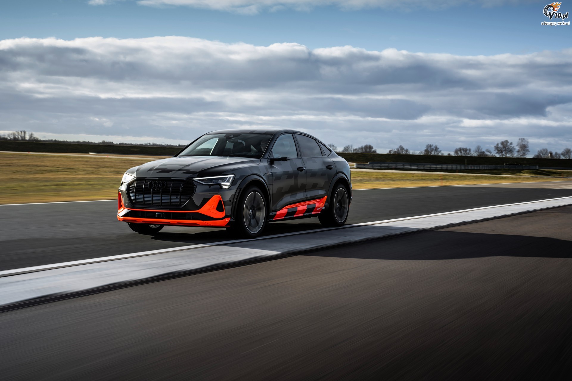Audi E-Tron S